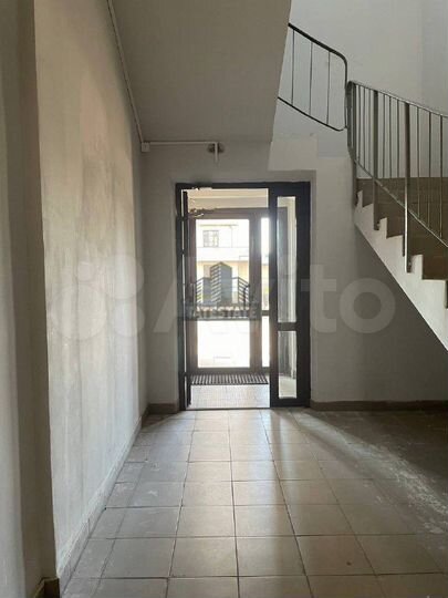 Помещение с отдельным входом 139 кв.м. на Камалеев