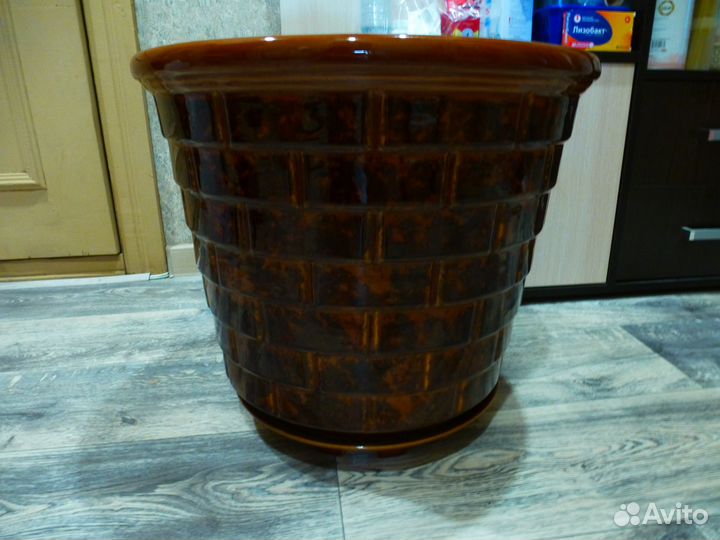 Керамический цветочный горшок