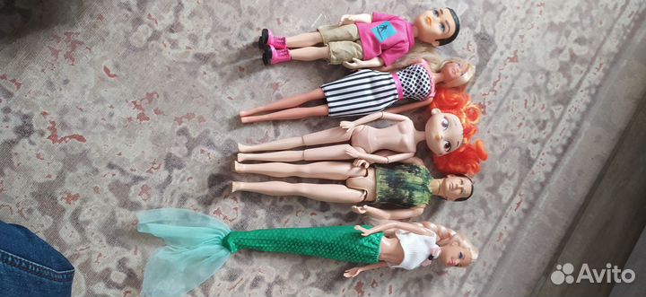 Куклы пакетом для игры Барби