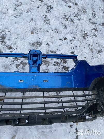 Бампер Renault Sandero Stepway 2018- (620220494R)