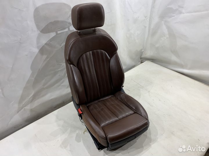 Кресло Audi A7 4G