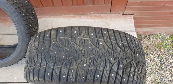 Bridgestone Blizzak Ice 225/40 R18 и 245/40 R18