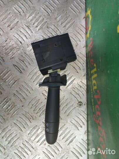 Подрулевой переключатель дворников Renault Symbol