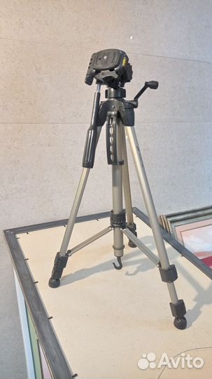 Штатив тренога