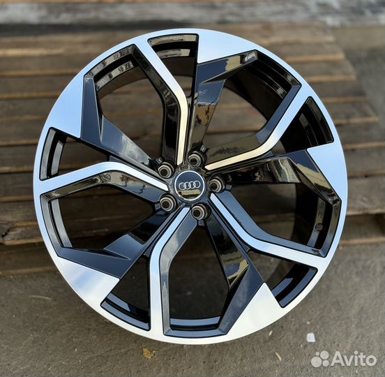 Диски r22 Audi Q7 Audi Q8 Volkswagen Touareg