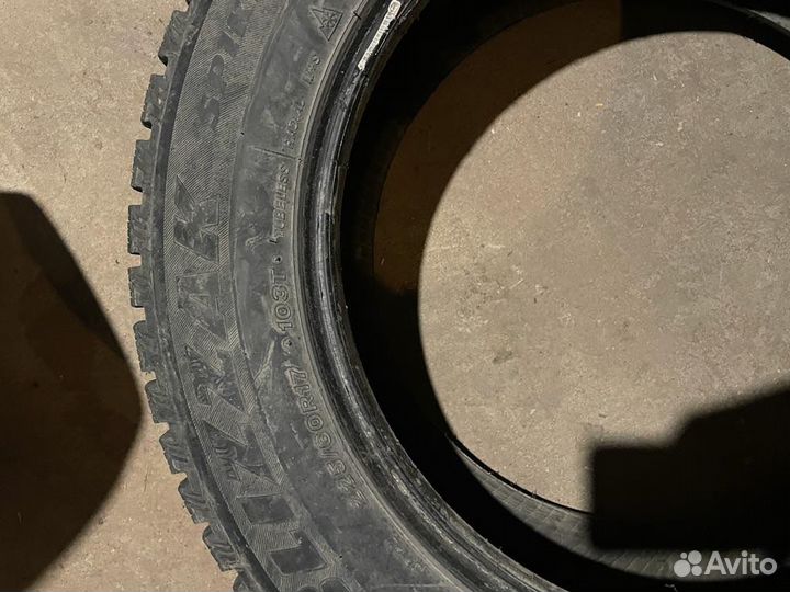 Bridgestone Blizzak Spike-01 225/60 R17 103T