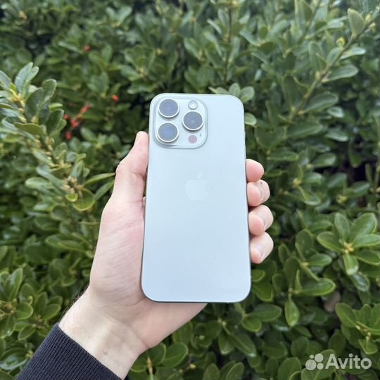 iPhone 15 Pro, 256 ГБ