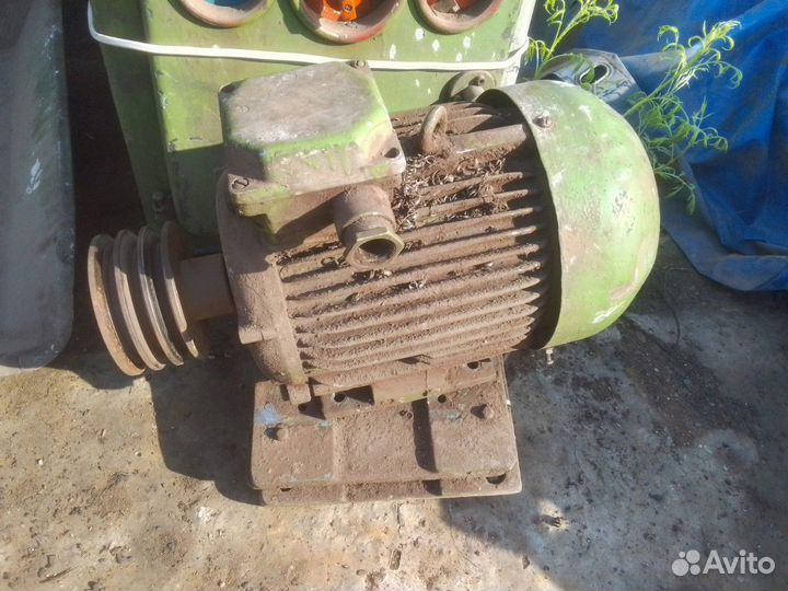 Токарный станок