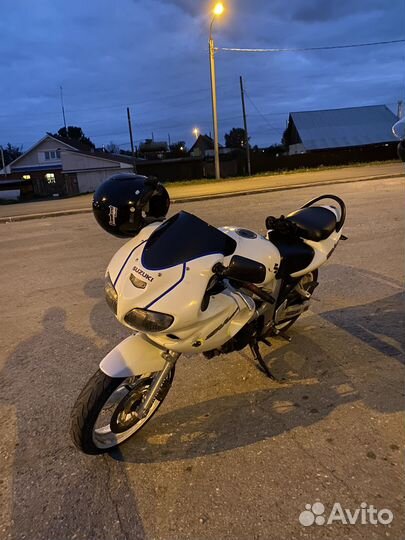 Suzuki SV650S