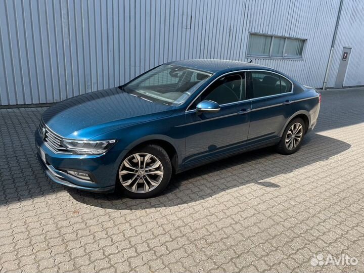 В разборе Volkswagen Passat B8