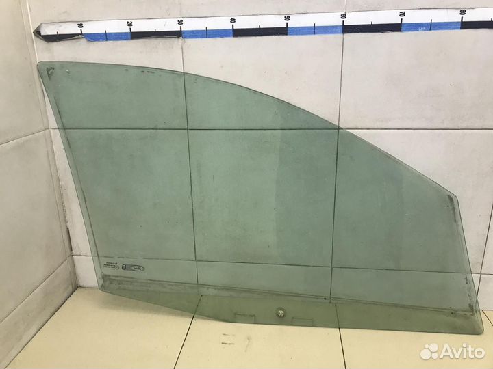 Стекло двери передней левой Fiesta 2001-2007