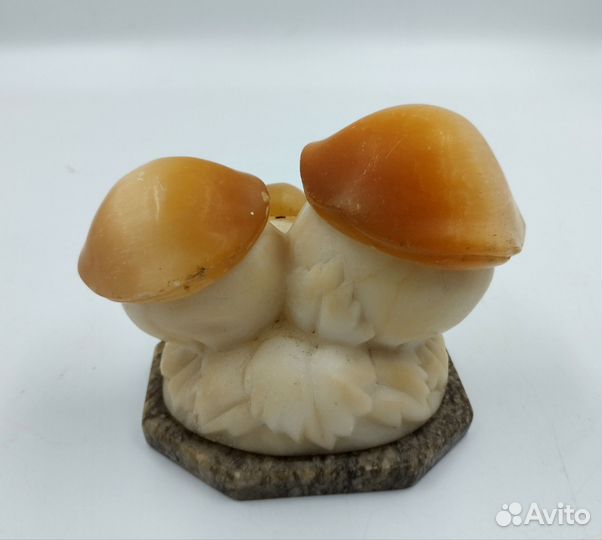 Шкатулка. Белые грибы. Мрамор. Лазурит. 60-й год