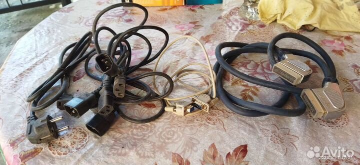 Шнуры для компьютера