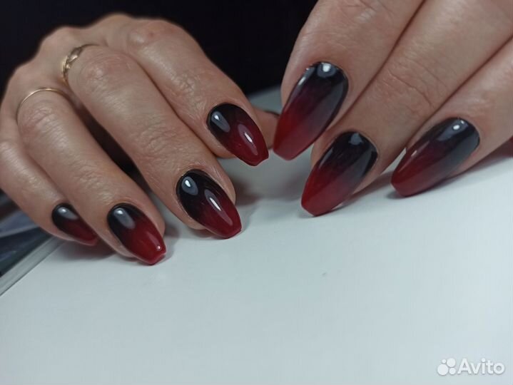 Мастер маникюра и педикюра