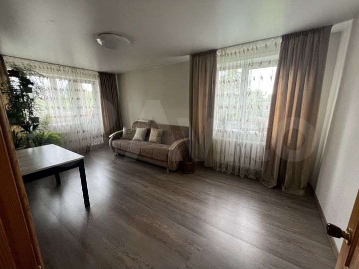 3-к. квартира, 61 м², 3/5 эт.