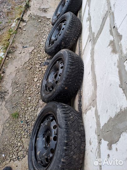 Колеса на поло седан