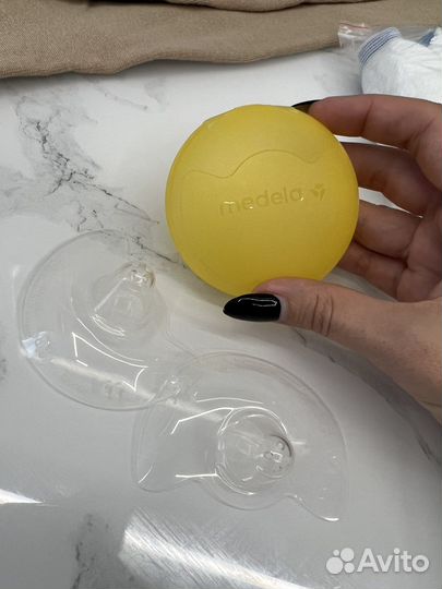 Накладки на грудь medela