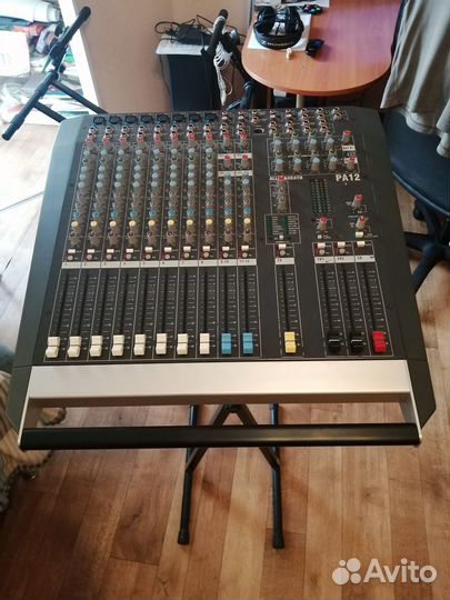 Аналоговый микшер Allen & Heath PA12