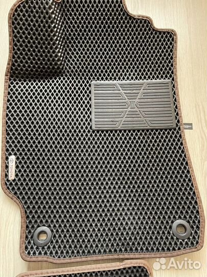 Коврики в салон Тойота Камри