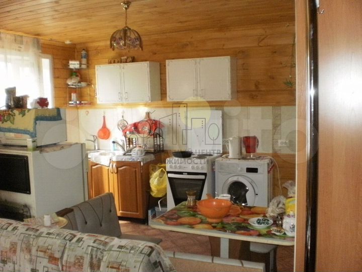 Дом 100 м² на участке 9,5 сот.