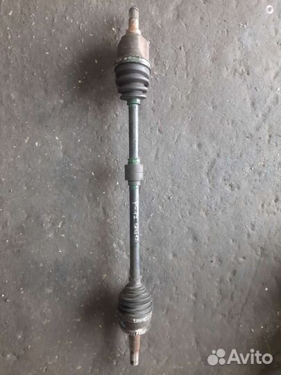 Привод передний правый Nissan Primera P12 QG18