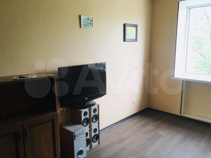 2-к. квартира, 50 м², 2/2 эт.