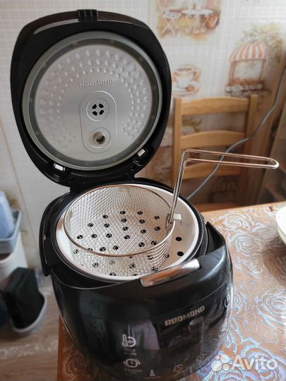 Мультиварка redmond