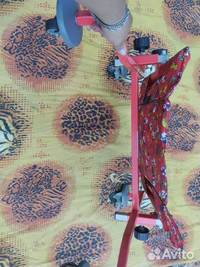 Ходунки на колёсиках