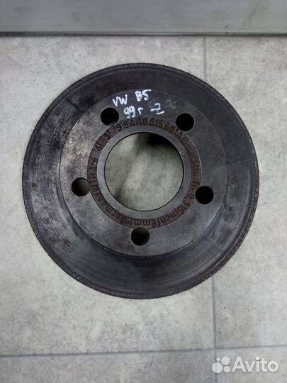 Диск тормозной задний Volkswagen Passat B5