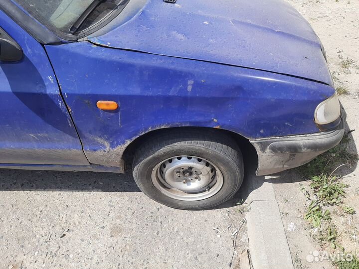 Шкода фелиция 1.3L большое количество запчастей