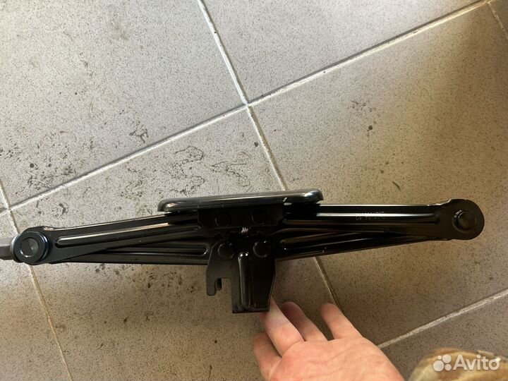 Домкрат для Хундай Стариа