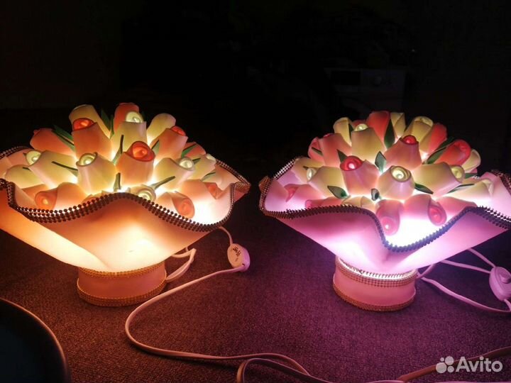 Светильник настольный)