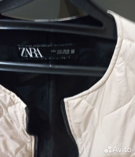 Бомбер женский zara бежевый