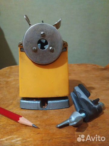 Точилка для карандашей механическая