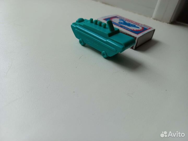 Игрушка бтр и танк СССР