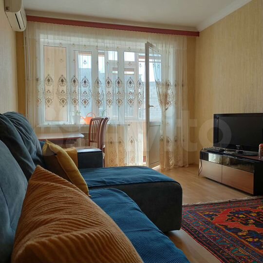 2-к. квартира, 58 м², 2/5 эт.