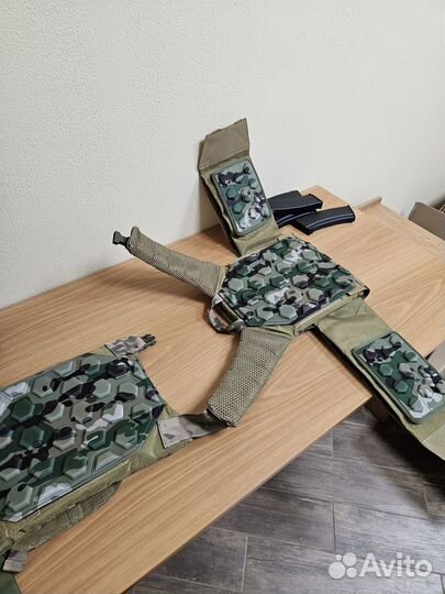 Бронежилет, реплика Сканда (Ars Arma), кевлар бока