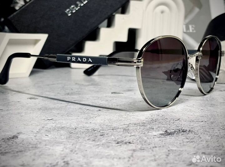 Очки Prada серебристые