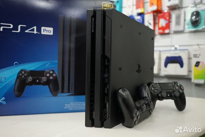 Sony PS4 Pro 1 Tb + 2 геймпада + игры + Гарантия