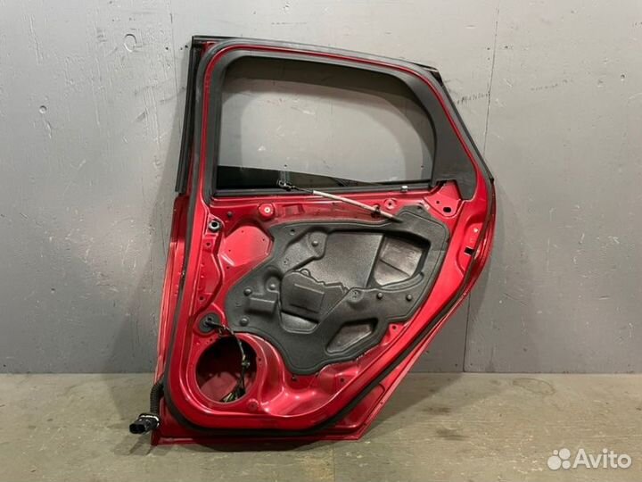 Дверь задняя правая Ford Focus 3 CB8