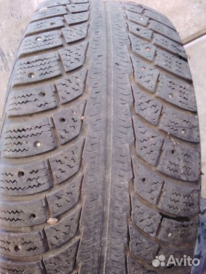 Gislaved Nord Frost 5 235/65 R17 91H