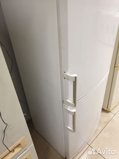 Холодильник whirlpool