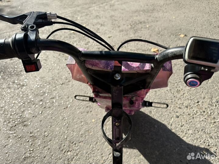 Дрифткар - трехколесный электроскутер