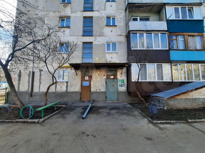 2-к. квартира, 49 м², 2/5 эт.