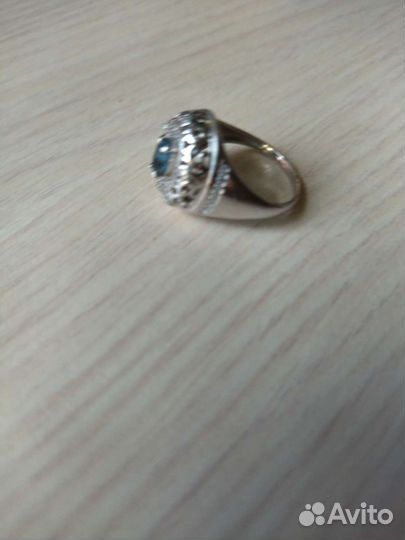 Серебряное кольцо