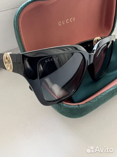 Солнцезащитные очки женские gucci