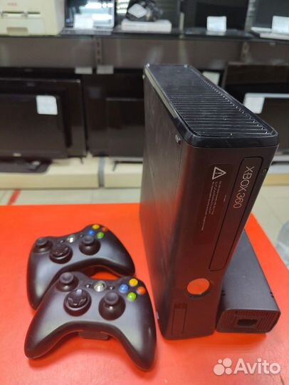 Игровая приставка Microsoft Xbox 360 S 250 гб HDD