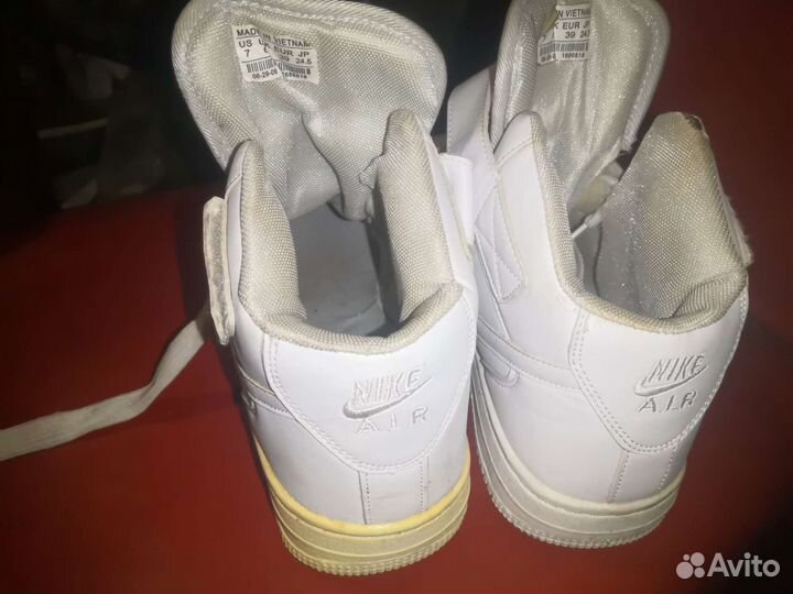 Nike обувь женская