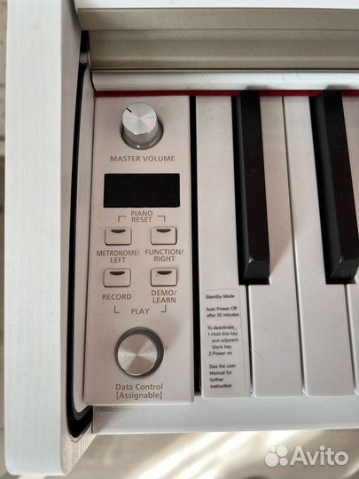 Цифровое пианино Kurzweil M90