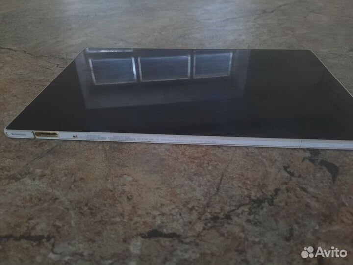 Планшет Model sgp321